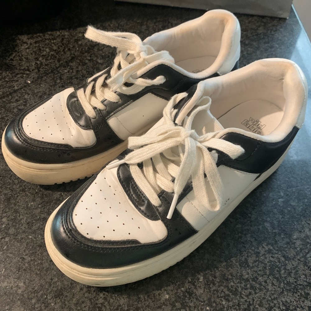 Wild Fable Sneakers